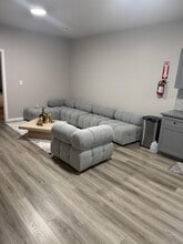 373 Broadway, Unit 4 in Passaic, NJ - Foto de edificio - Building Photo