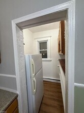 27 Kling St in West Orange, NJ - Building Photo - Building Photo