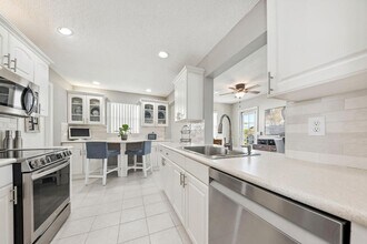 2398 SW 11th Ave in Boynton Beach, FL - Building Photo - Building Photo