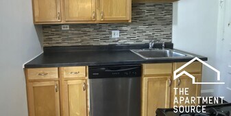 1253 W Henderson St, Unit 3 in Chicago, IL - Building Photo