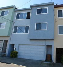 887 Bellevue Ave in Daly City, CA - Building Photo - Building Photo