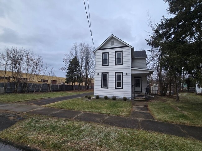 property at 715 Junction St