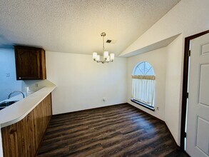 2138 Lonnie Ln in Oklahoma City, OK - Building Photo - Building Photo