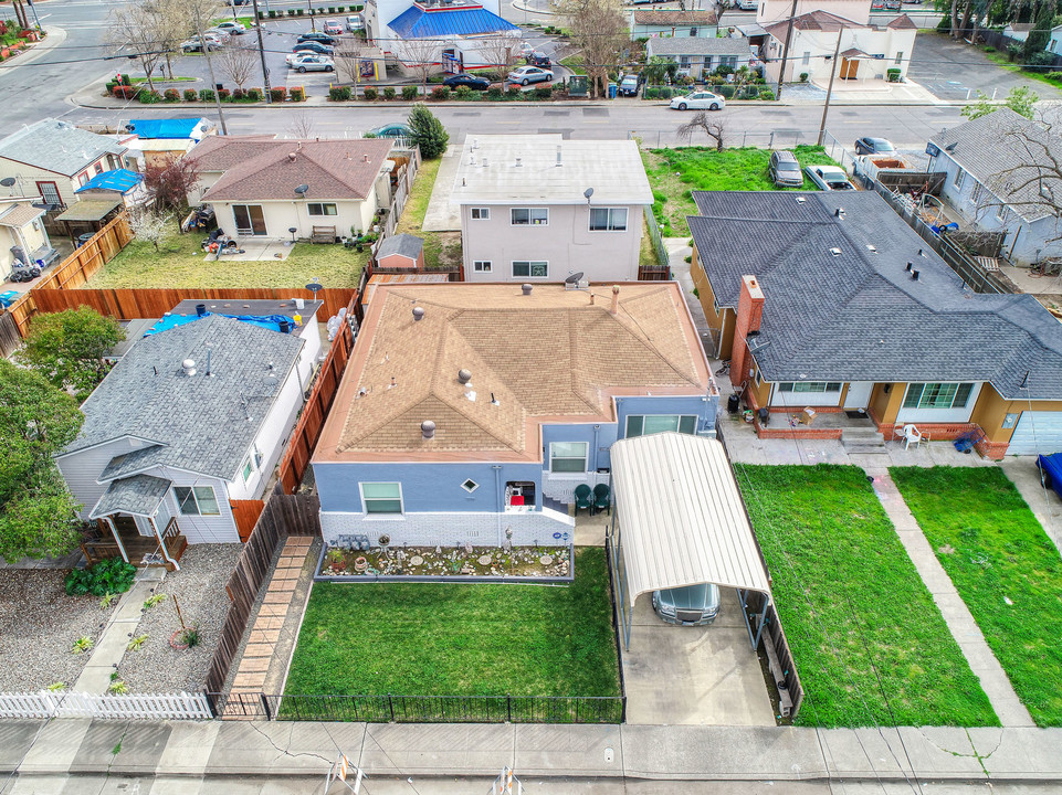 1937 Ohio St in Vallejo, CA - Building Photo