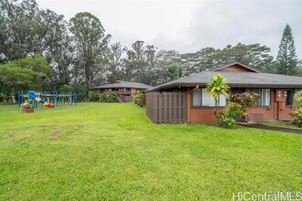 2069 California Ave in Wahiawa, HI - Building Photo - Building Photo