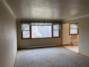 136 11th Ave N in South St. Paul, MN - Building Photo - Building Photo
