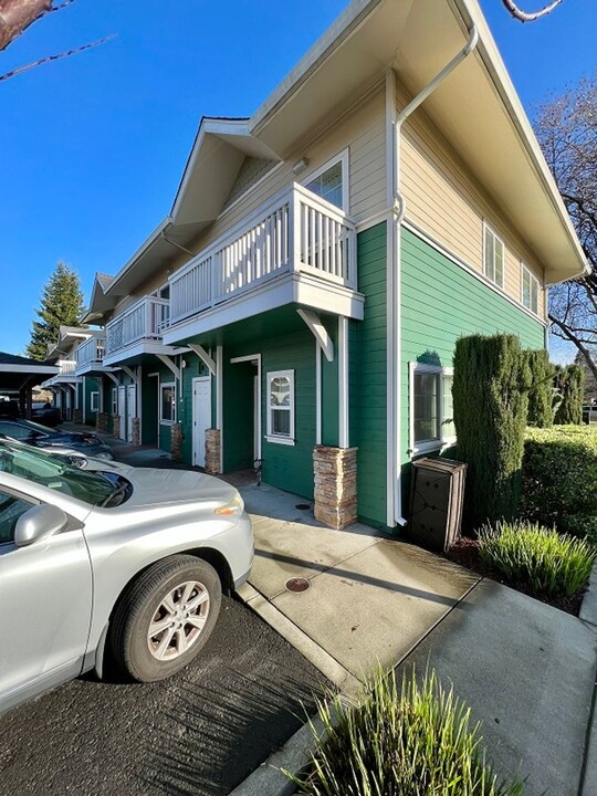 California, 2310-2360 in Napa, CA - Building Photo