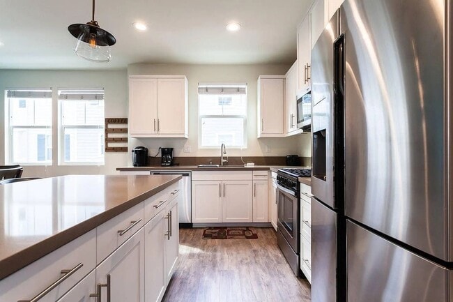 property at 532 Shorebird Way