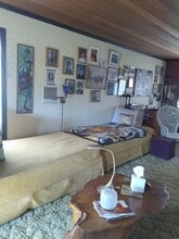 5137 Hill Dr in Weed, CA - Foto de edificio - Building Photo