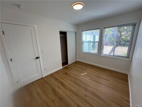8122 Belford Ave in Los Angeles, CA - Building Photo - Building Photo