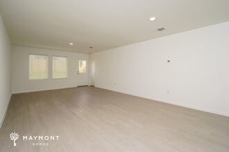 550 Layne Overlook in San Antonio, TX - Foto de edificio - Building Photo