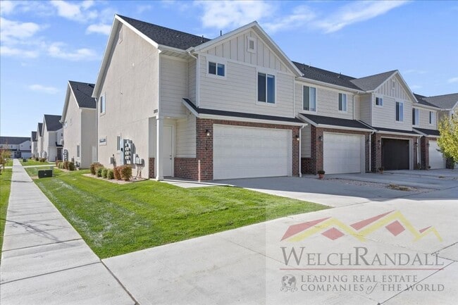 property at 2273 W 2650 S