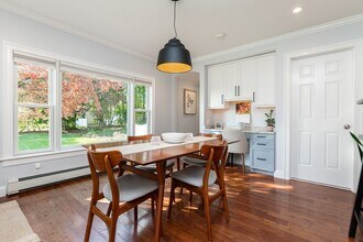18 Highland Ave in Mansfield, MA - Building Photo - Building Photo