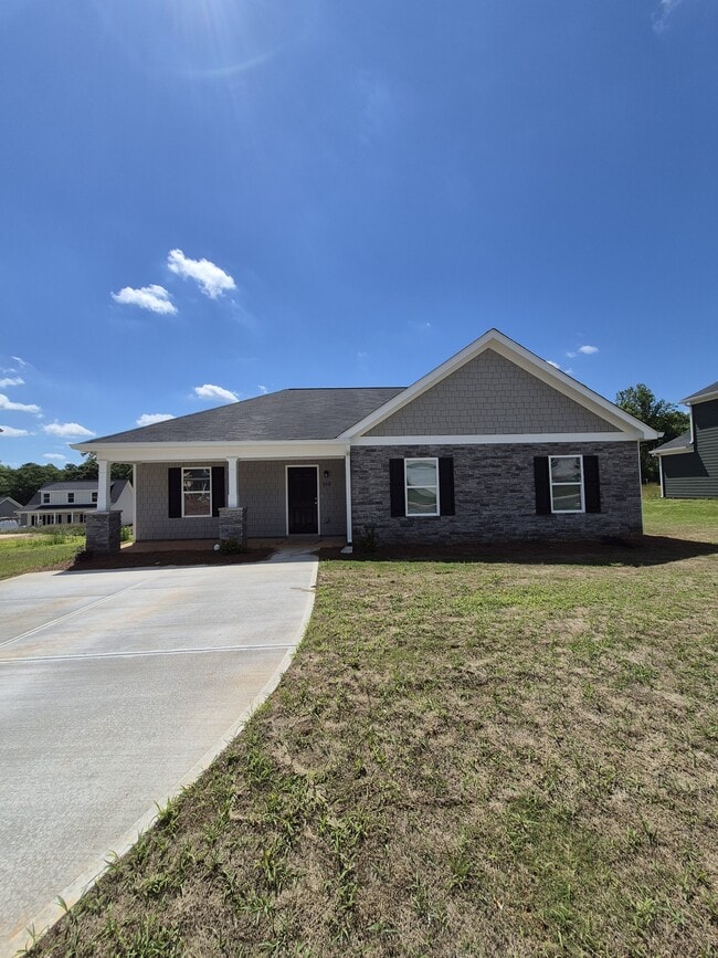 property at 250 Charlotte Cir