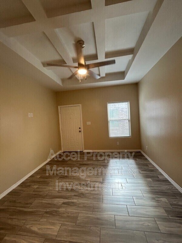 1008 W La Pointe Ave in Alton, TX - Building Photo - Building Photo