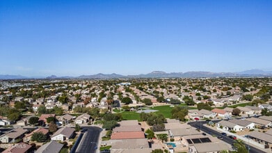 9346 E Plana Ave in Mesa, AZ - Building Photo - Building Photo