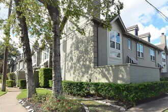 2222 Hopkins St in Houston, TX - Building Photo - Building Photo
