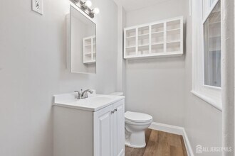 20 Linden Ct in Jersey City, NJ - Building Photo - Building Photo