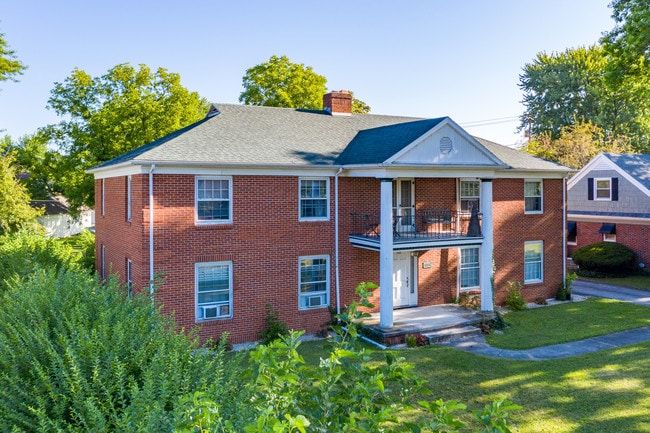 504 Hedges St in Tiffin, OH - Building Photo - Building Photo