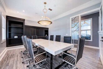 The Drexel at Oakley in Cincinnati, OH - Foto de edificio - Building Photo
