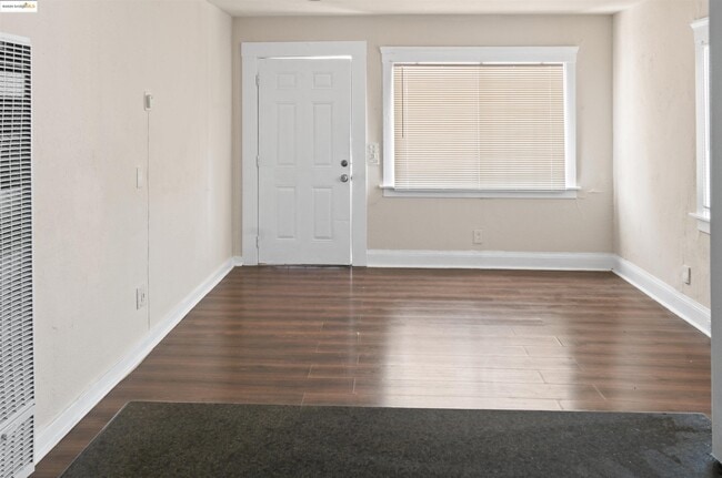 1285 77th Ave in Oakland, CA - Building Photo - Building Photo