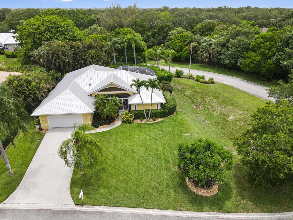 3642 Forecastle Ct in Stuart, FL - Building Photo