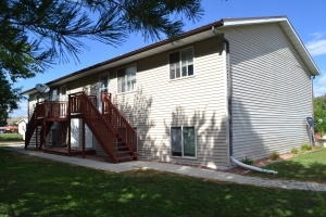 712 Hardin St in Ranchester, WY - Building Photo