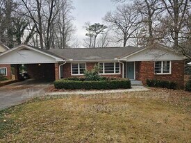 1471 Thomas Rd in Decatur, GA - Building Photo