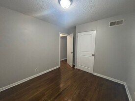 3355 Justine St in Memphis, TN - Building Photo