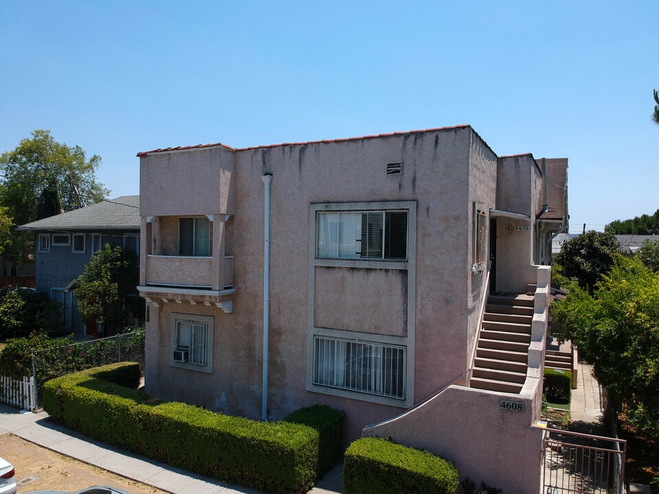 4608 Melbourne Ave in Los Angeles, CA - Building Photo