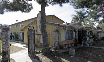 4535 Canoga St in Montclair, CA - Building Photo