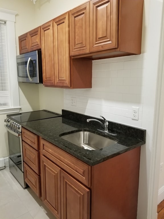 property at 73 Park Dr