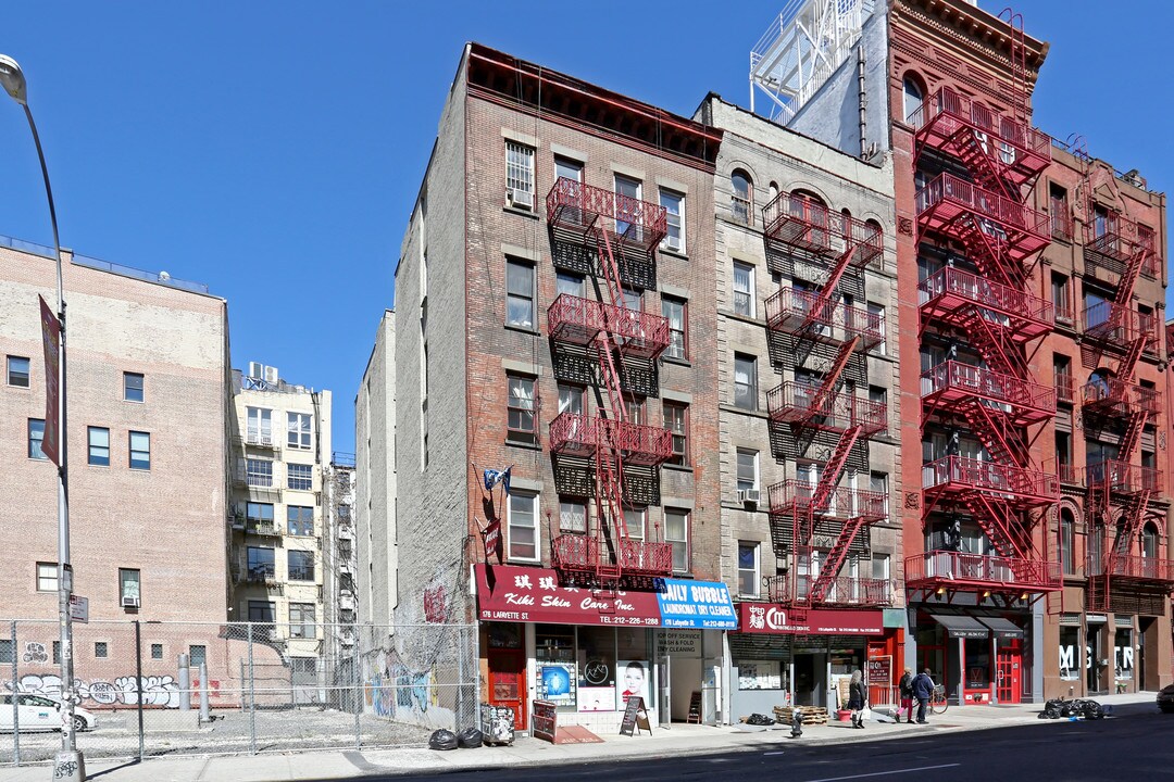 176 Lafayette St in New York, NY - Foto de edificio