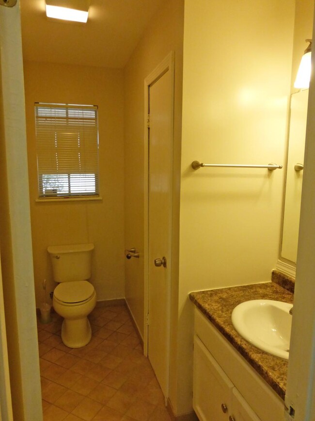 55 Beech Hills in Tuscaloosa, AL - Building Photo - Building Photo