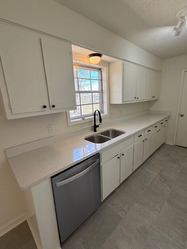 9636 Stuart St in Olive Branch, MS - Building Photo - Building Photo