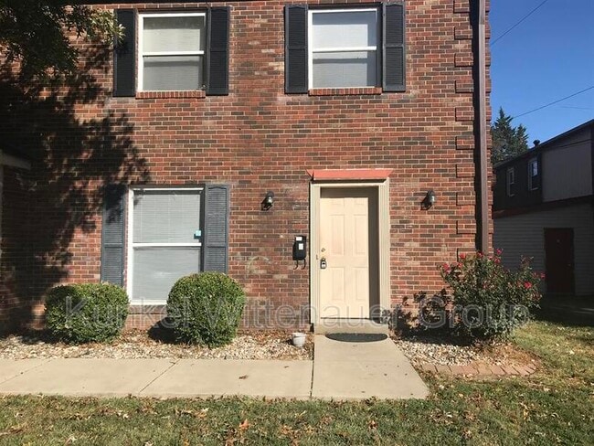 1805 Jamestown Rd in Swansea, IL - Building Photo - Building Photo