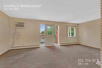 221 7th St N in Sartell, MN - Building Photo - Building Photo