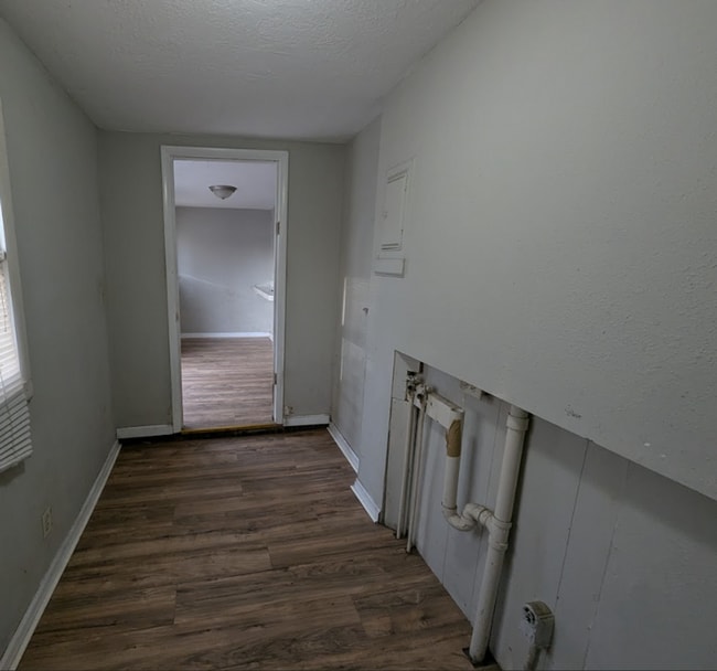 property at 1709 S Evergreen Ave