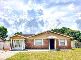 2412 Alden Trace Blvd W