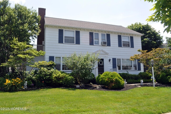 property at 204 Neptune Pl