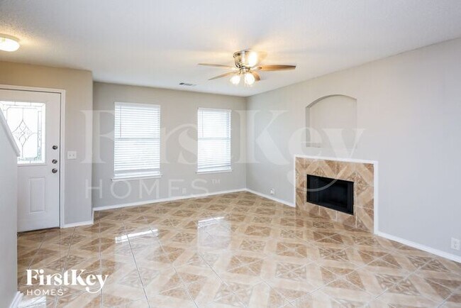 1615 Wavecrest Dr in Glenn Heights, TX - Building Photo - Building Photo
