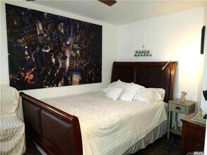 159-01 Grand Central Pkwy-Unit -1 st in Queens, NY - Foto de edificio - Building Photo