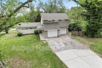 7510 Manchester Ave in Kansas City, MO - Building Photo - Building Photo