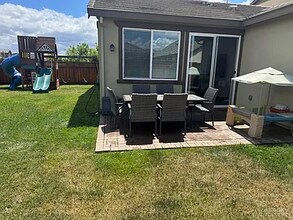 2329 Middlebury Dr in Lathrop, CA - Building Photo - Building Photo