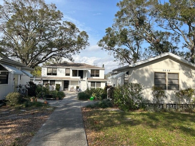 property at 2565 40th Ave N