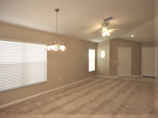 403 Pine Pointe Ct in Seffner, FL - Building Photo - Building Photo