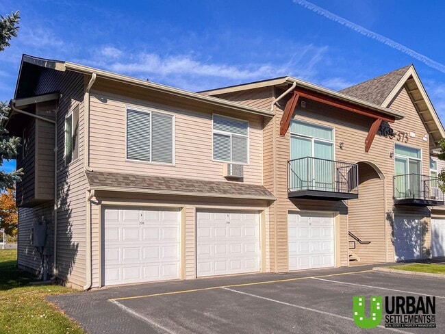 property at 22855 E Country Vista Dr