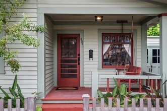 528 W Valerio St in Santa Barbara, CA - Building Photo - Building Photo