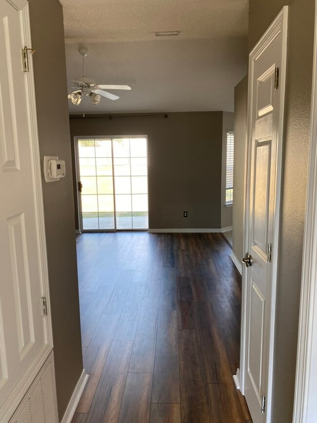 7344 Gordon Evans Rd in Navarre, FL - Building Photo - Building Photo