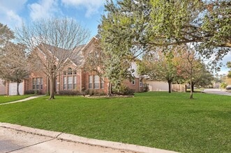 12006 Audrey Ct in Pinehurst, TX - Building Photo - Building Photo